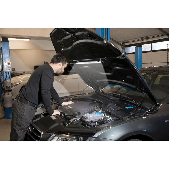 Lampara Automotriz Recargable Barra De LEDS Para Cofre